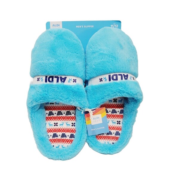 ALDI GEAR 2023 Men's Ltd Ed Holiday Faux Fur Plush Blue Logo Slippers Size 11/12 - Picture 3 of 10